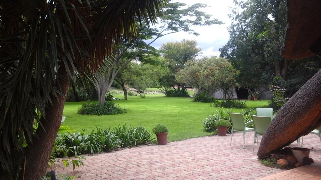 Southern Comfort Lodge Bulawayo Ngoại thất bức ảnh