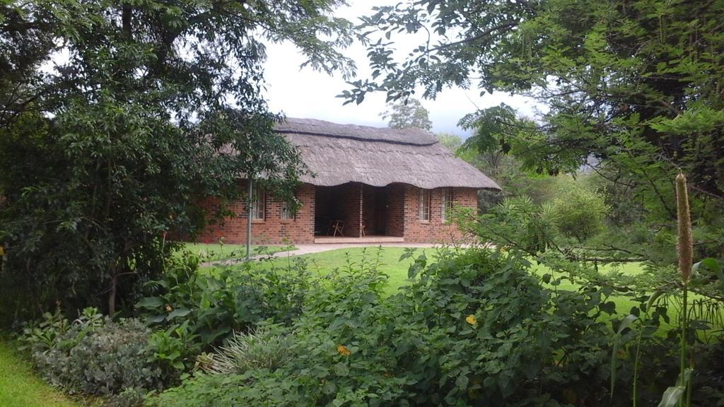 Southern Comfort Lodge Bulawayo Ngoại thất bức ảnh